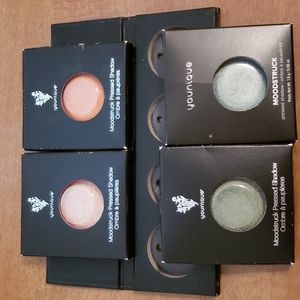 Younique quad palette with eyeshadows